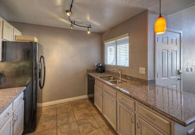 Kitchen (2)