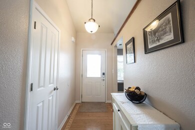 9950 Glenburr Ct, Fishers, IN 46038 - photo 4