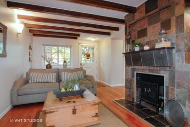 149 S Calumet Ave, Aurora, IL 60506 - photo 3