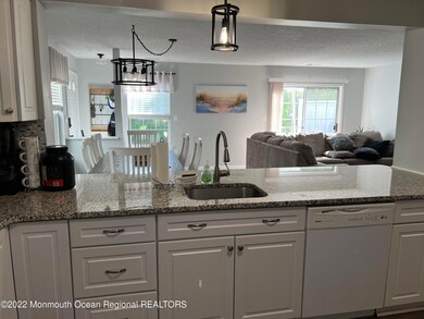 7 Madison Ct unit 89, Tinton Falls, NJ 07712 - photo 2