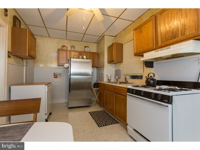 135 Putcan Ave, Essington, PA 19029 - photo 6