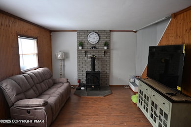 222 Nadine Blvd, Pocono Summit, PA 18346 - photo 4