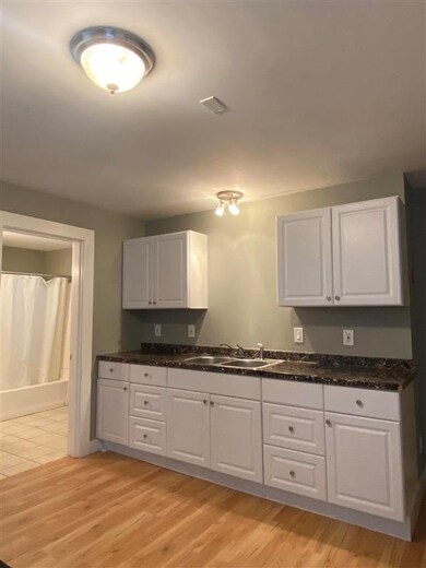 690 Central Ave unit 1, Dover, NH 03820 - photo 4