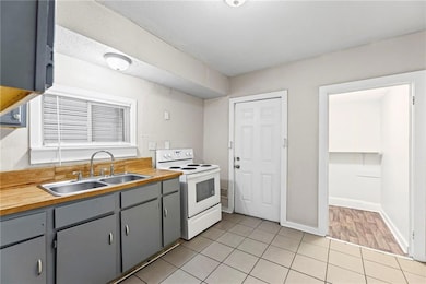 2519 Montgall Ave, Kansas City, MO 64127 - photo 4