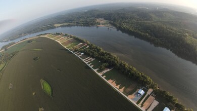 2563 Hardin Bottom River Rd, Clifton, TN 38425 - photo 4