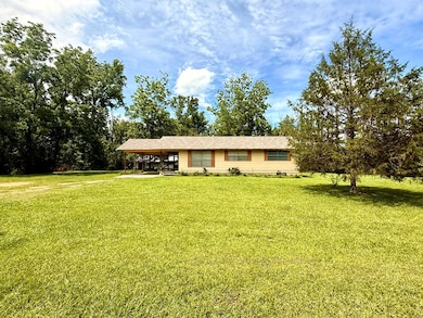 1047 Pearl Valley Rd, Wesson, MS 39191 - photo 6