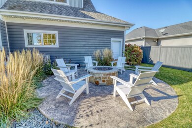Backyard Firepit1_1.jpg