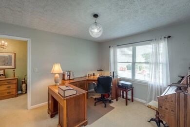 100 Medinah Ct, Frankfort, KY 40601 - photo 5