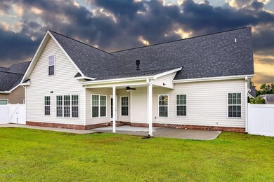 816 Megan Dr, Greenville, NC 27834 - photo 4