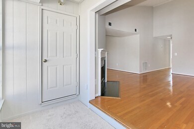 9320 Caspian Way unit 302, Manassas, VA 20110 - photo 5