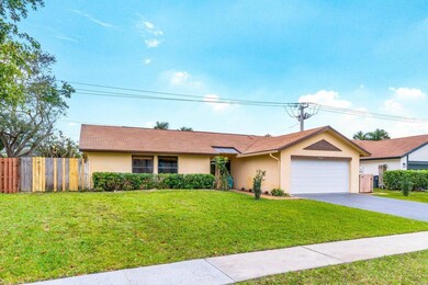 9135 Bedford Dr, Boca Raton, FL 33434 - photo 3