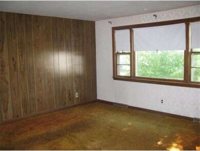 41 Pauline St, Randolph, MA 02368 - photo 3