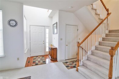 5562 Spring Ridge Dr W, Macungie, PA 18062 - photo 4