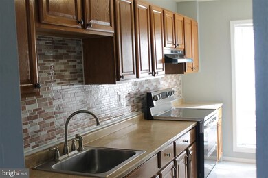 1809 Eloise Ln, Edgewood, MD 21040 - photo 2