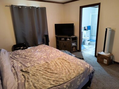 3208 W 47th Place, Davenport, IA 52806 - photo 7