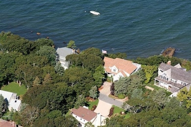 30 Uncatena N, Falmouth, MA 02540 - photo 2