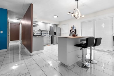 2255 Jackson St, Lorain, OH 44052 - photo 4