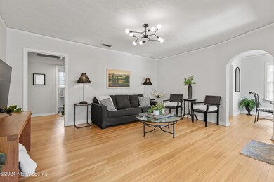 1386 Menna St, Jacksonville, FL 32205 - photo 2