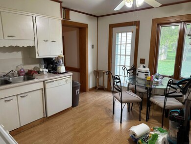 610 W Spring St, Bluffton, IN 46714 - photo 7