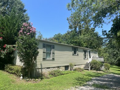 106 Rayburn St, Manchester, TN 37355 - photo 2