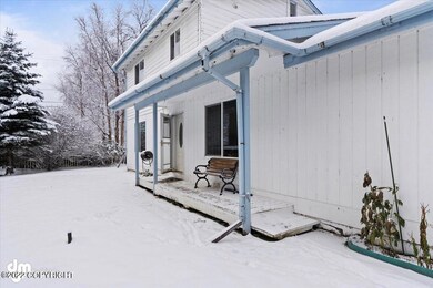 03-Front Exterior_KC_02507