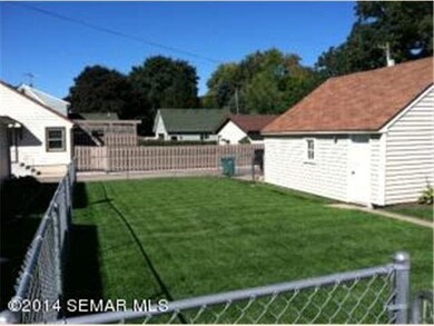 1306 4th St SW, Austin, MN 55912 - photo 5