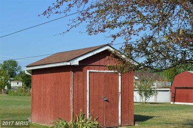 315 Royal Ave, Strasburg, VA 22657 - photo 5