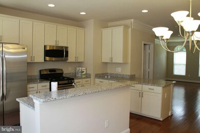 11908 Weybridge Ln, Germantown, MD 20876 - photo 6