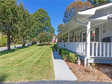 159 Atwood Dr, Hendersonville, NC 28792 - photo 7