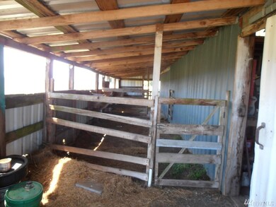 743 Tucker Rd, Toledo, WA 98591 - photo 7