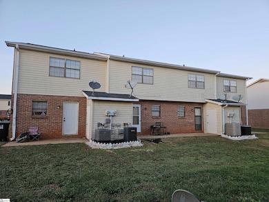 112 Tabitha Ct, Anderson, SC 29625 - photo 2