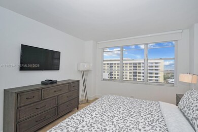 Pavillion Condo unit 1516, Miami Beach, FL 33140 - photo 5