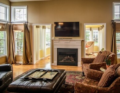 2 Blossom Ct unit 2, Westborough, MA 01581 - photo 2