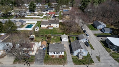 867 Minot Auburn-11