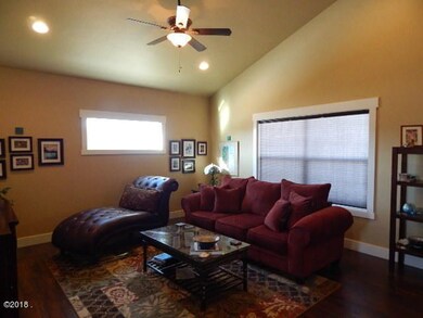 127 Lazy Creek Way 032