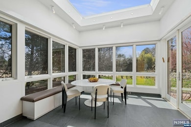 532 Winthrop Rd, Teaneck, NJ 07666 - photo 7