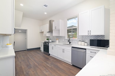 207 Loretta Place, San Antonio, TX 78210 - photo 7