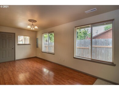 356 Page Rd, Winchester, OR 97495 - photo 4