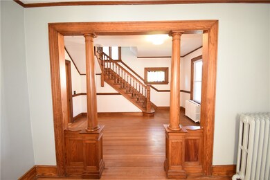 19 Bedlow Ave, Newport, RI 02840 - photo 7