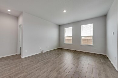 9704 New Bern Dr, Fort Worth, TX 76108 - photo 4