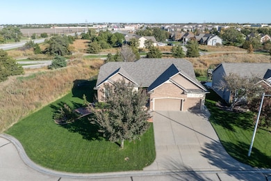 10307 W Westlakes Ct, Wichita, KS 67205 - photo 4