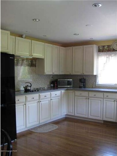 1104 Setzer Rd, Stroudsburg, PA 18360 - photo 6