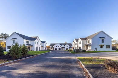 12 Founders Square unit B, Greenland, NH 03840 - photo 2