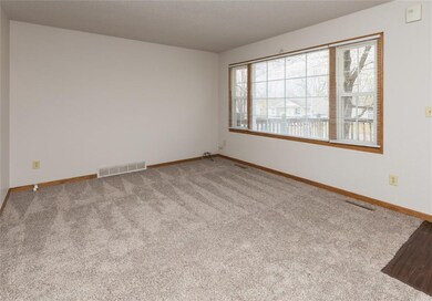 3945 16th St, Des Moines, IA 50313 - photo 6