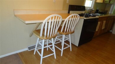 Kitchen Bar Area