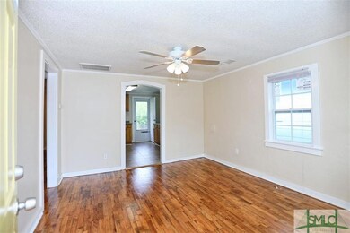 717 W 46th St, Savannah, GA 31405 - photo 3