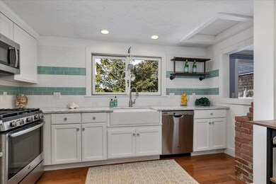 54 Gibson Rd, Orleans, MA 02653 - photo 2