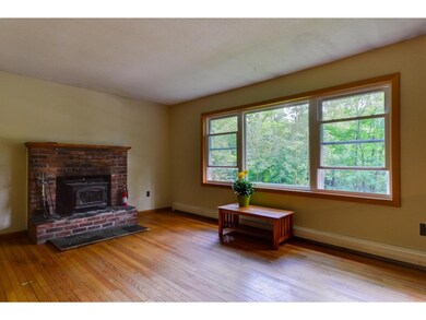 914 Dugway Rd, Richmond, VT 05477 - photo 4