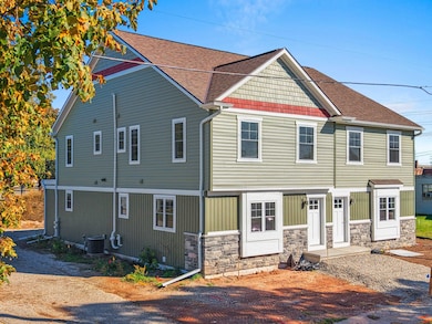 418 4th St, Green Bay, WI 54304 - photo 2