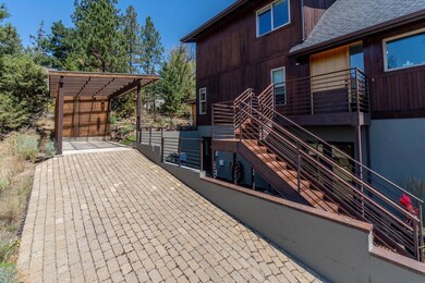 1284 NW Ogden Ave, Bend, OR 97701 - photo 4